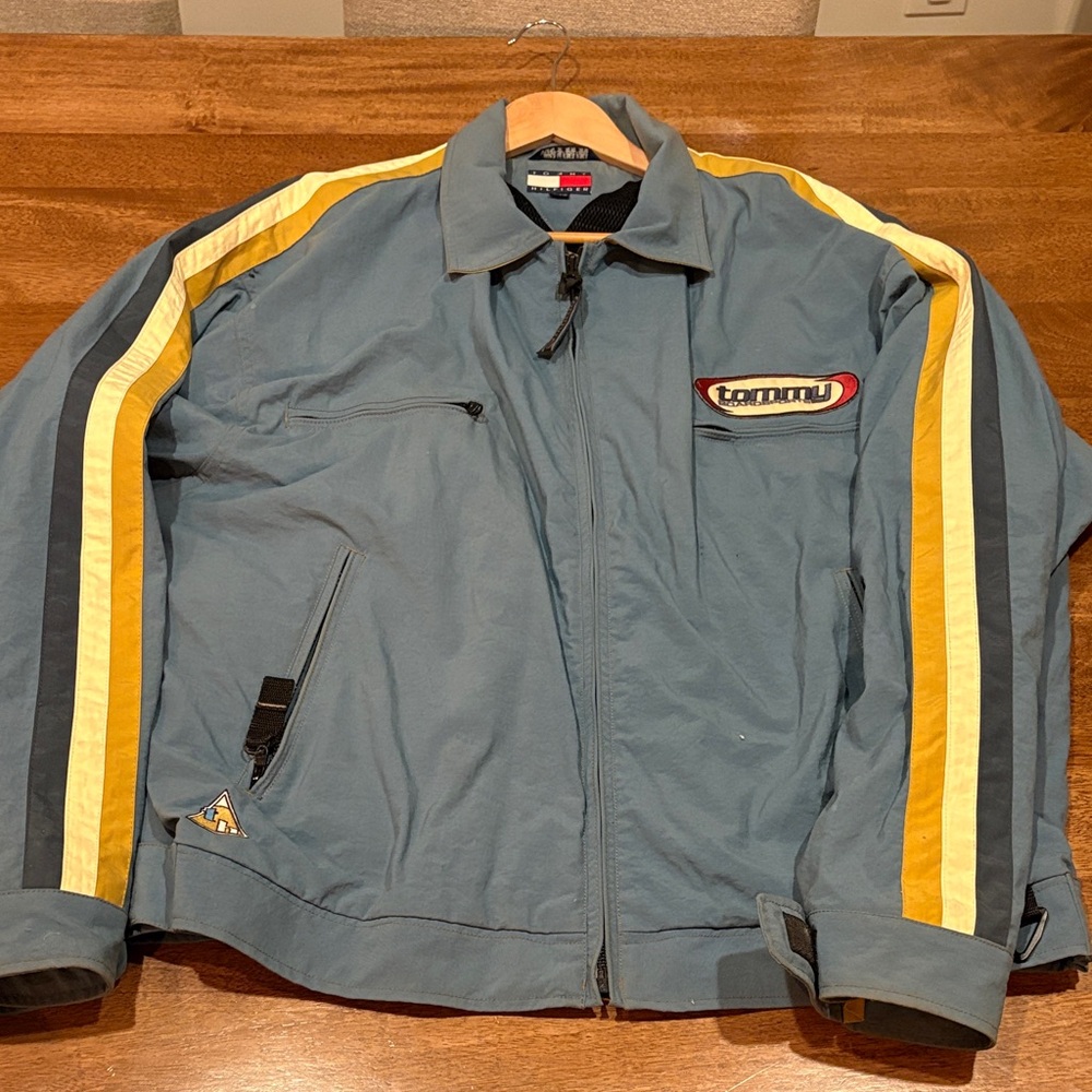 Tommy Hilfiger Vintage Men's Blue and Yellow Boardsports Jacket Size XL